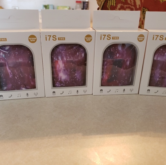 Earbud - Picture 2 of 3